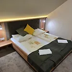 Bauer - Countryside Retreat 3* Röszke