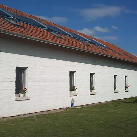 Bauer - Countryside Retreat