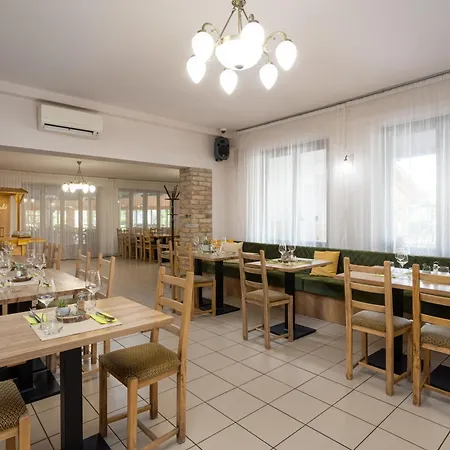 بيت ريفي Bauer - Countryside Retreat Roszke
