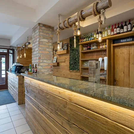 Forro Fogado & Bauer Bistro Roszke