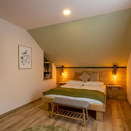 Bauer - Countryside Retreat
