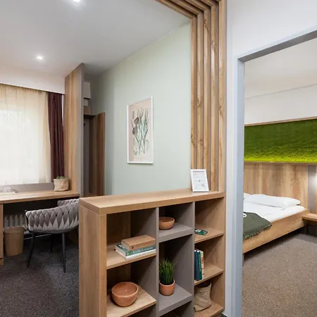 Bauer - Countryside Retreat