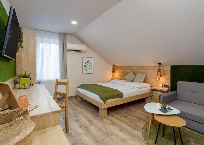 Bauer - Countryside Retreat Inn