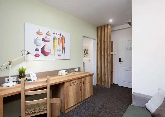 Bauer Countryside Retreat 3*